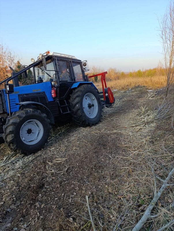 Фото МТЗ 1221 для новости